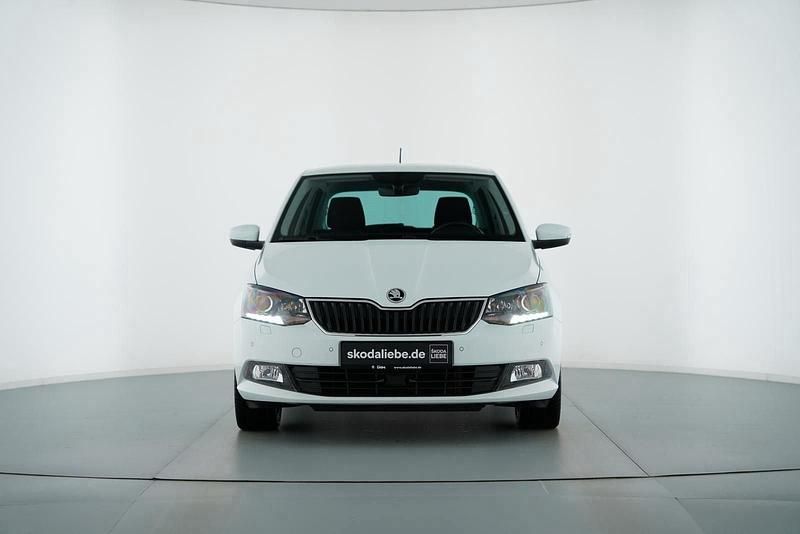 Gebraucht Skoda Fabia Drive 60 PS (44 kW) 2017 Weiß Kleinwagen