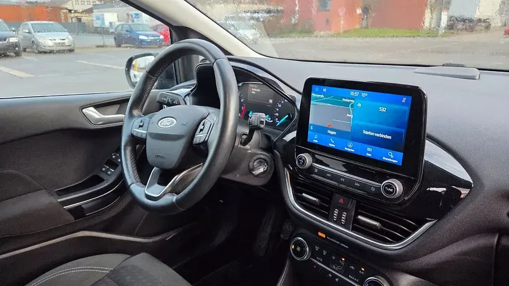 Gebraucht Ford Fiesta Titanium 125 PS (91 kW) 2019 Schwarz Kleinwagen