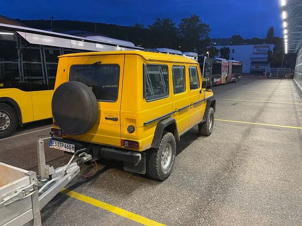 Gebraucht Mercedes G230 125 PS (91 kW) 1985 Gelb SUV