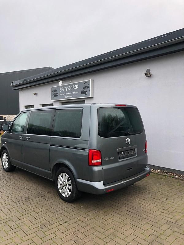 Gebraucht VW Multivan Comfortline 180 PS (132 kW) 2012 Grau Van