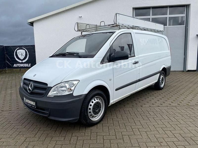 Weiß Gebraucht 2012 Mercedes Vito Van / Kleinbus | 8.900 € (Fairer Preis) - Bild 1/4