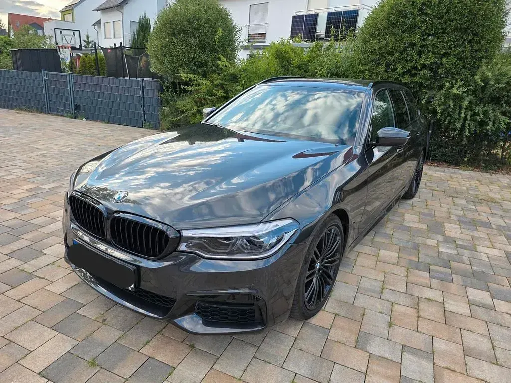 Gebraucht BMW 530 M Sport 265 PS (194 kW) 2019 Schwarz Limousine