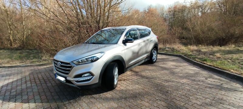 Beige Gebraucht 2018 Hyundai Tucson Passion SUV | 15.500 € (Guter Preis) - Bild 1/4