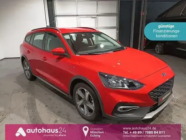 Usata Ford Focus 182 CV (133 kW) 2022 Rosso Berlina