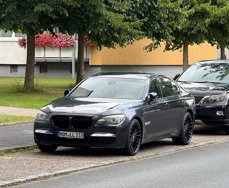 Schwarz Gebraucht 2010 BMW 730L M Sport Limousine | 9.200 € (Superpreis) - Bild 1/4