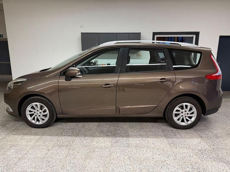 Braun Gebraucht 2014 Renault Grand Scénic III Van / Kleinbus | 7.490 € (Etwas zu teuer) - Bild 1/4