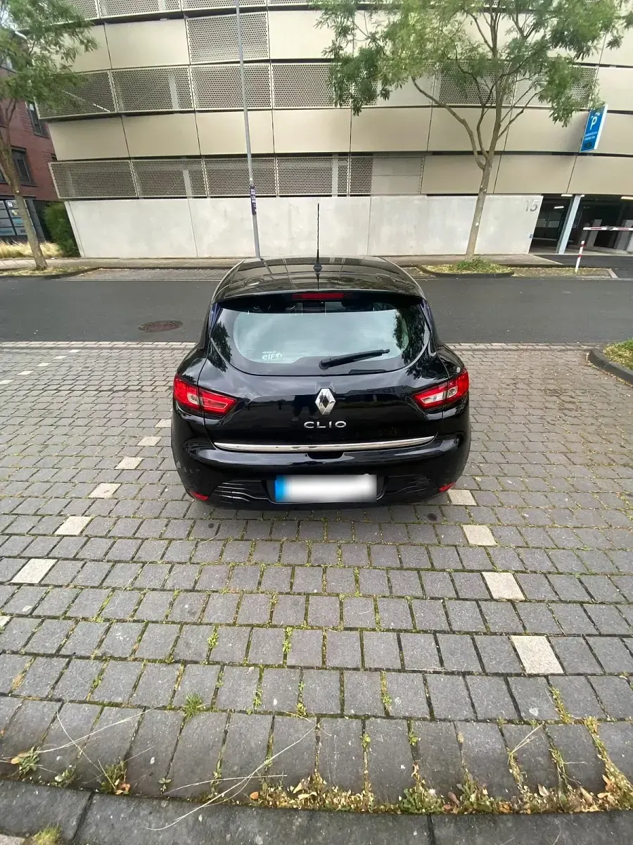Gebraucht Renault Clio IV LIMITED 75 PS (55 kW) 2016 Schwarz Kleinwagen