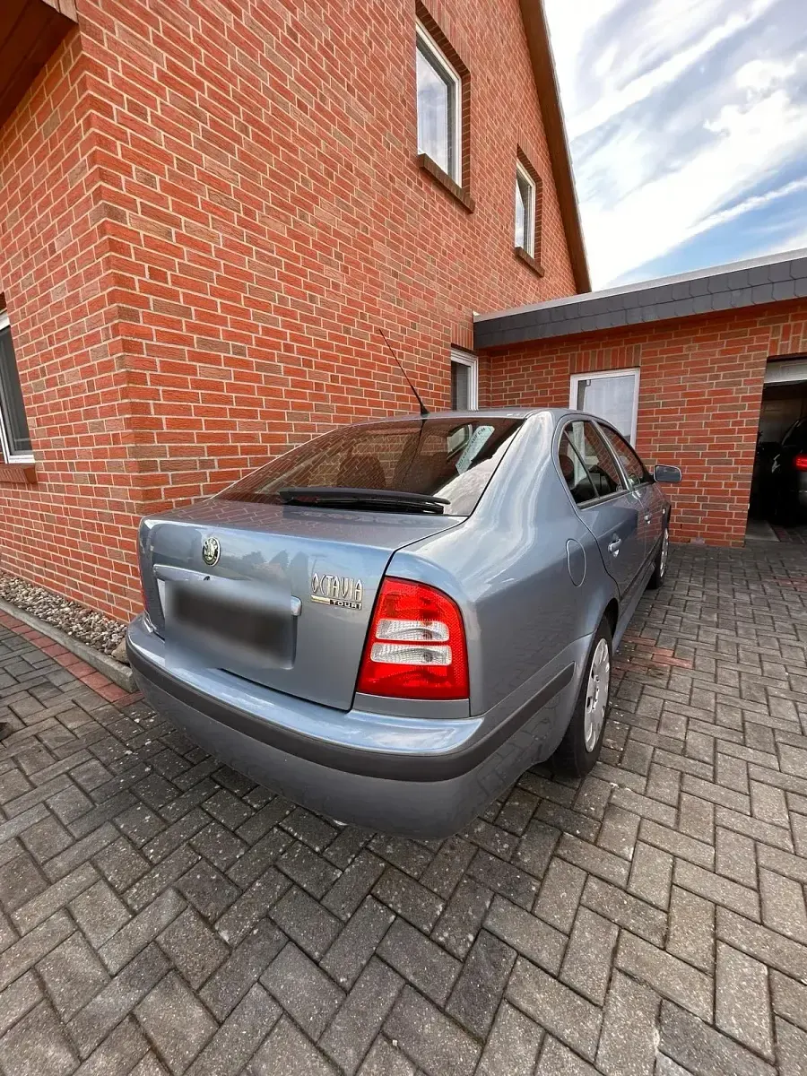 Gebraucht Skoda Octavia Tour 75 PS (55 kW) 2007 Blau Limousine