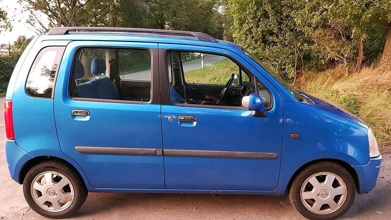 Gebraucht Opel Agila 55 PS (40 kW) 2002 Blau Van / Kleinbus