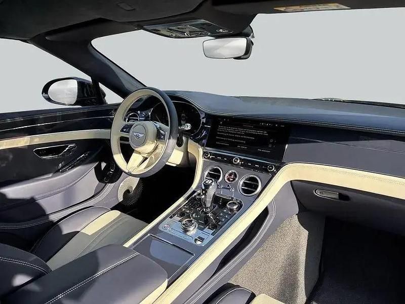 Neu Bentley Continental 519 PS (381 kW) 2026 Blau Cabrio