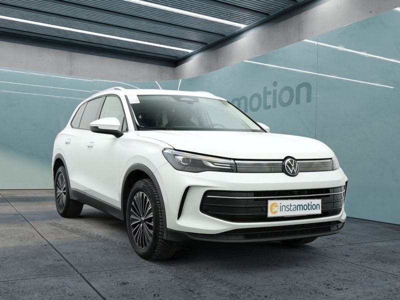 Weiß Gebraucht 2024 VW Tiguan Life SUV | 40.250 € (Teuer) - Bild 1/4