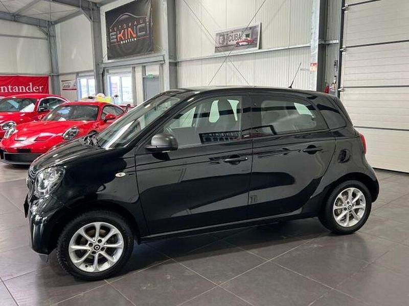 Second-hand Smart ForFour 71 CP (52 kW) 2019 Negru Hatchback