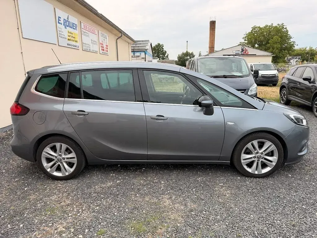 Gebraucht Opel Zafira Innovation 170 PS (125 kW) 2018 Grau Van / Kleinbus