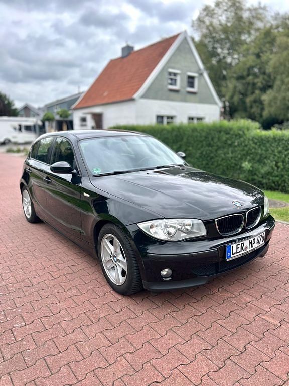 Schwarz Gebraucht 2005 BMW 116 Kleinwagen | 1.600 € (Superpreis) - Bild 1/4