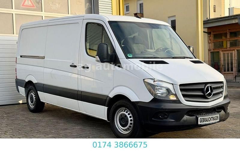 Gebraucht Mercedes Sprinter 163 PS (119 kW) 2018 Weiß Van