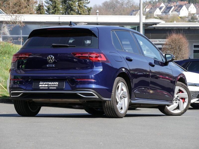 Gebraucht VW Golf VIII GTE 245 PS (180 kW) 2021 Atlantic blue metallic Limousine