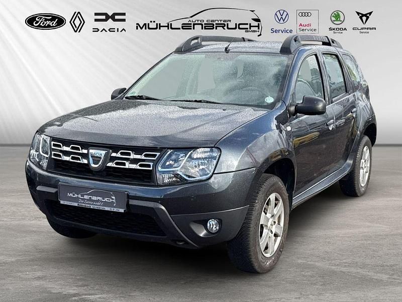 Grau Gebraucht 2016 Dacia Duster Lauréate SUV | 8.999 € (Fairer Preis) - Bild 1/3
