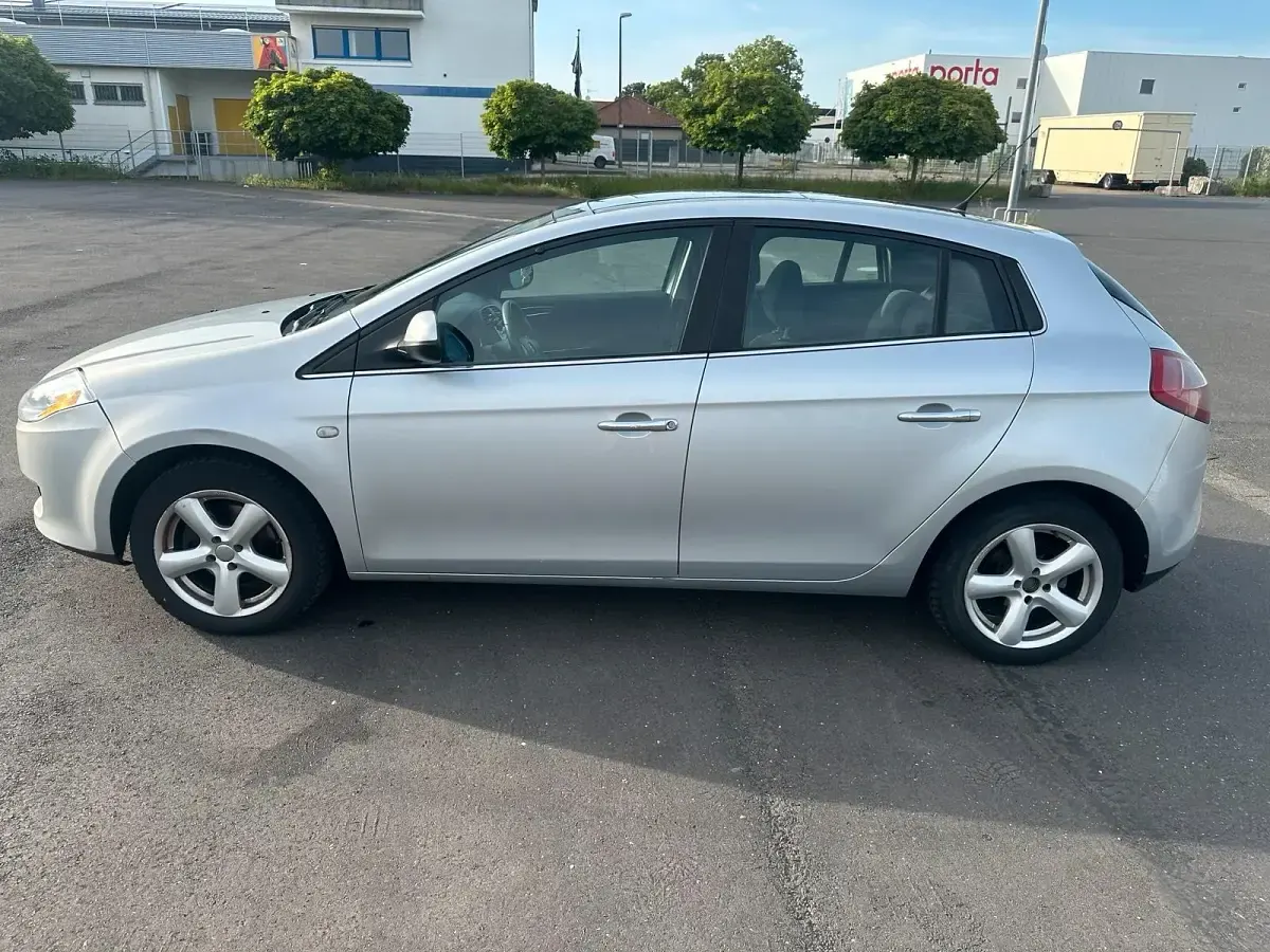Gebraucht Fiat Bravo 2007 Silber Kleinwagen