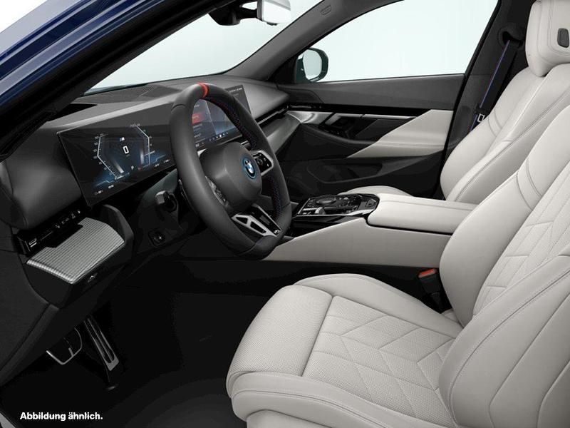 Gebraucht BMW i5 M Sport 442 kW (601 PS) 2025 Blau Kombi