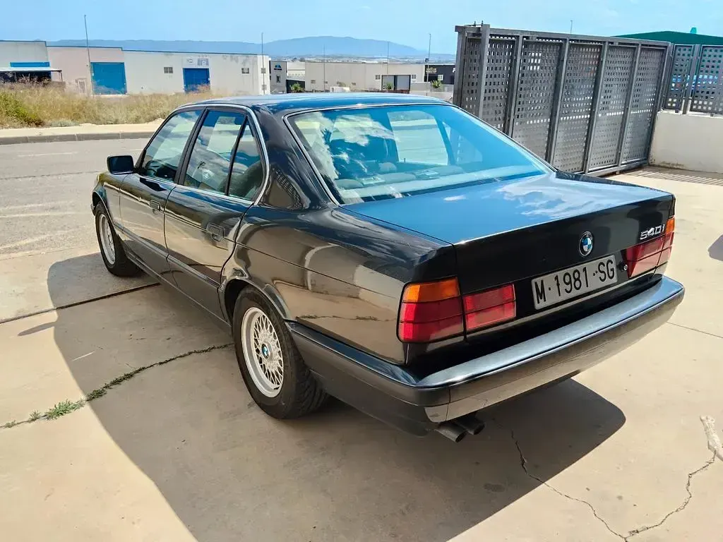 Gebraucht BMW 540 286 PS (210 kW) 1995 Schwarz Limousine