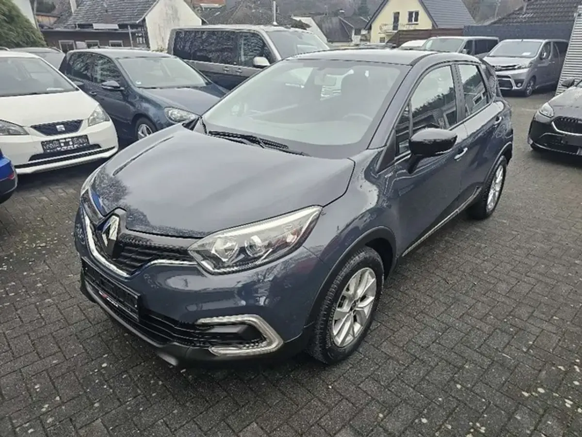 Gebraucht Renault Captur LIMITED 90 PS (66 kW) 2020 Grau SUV