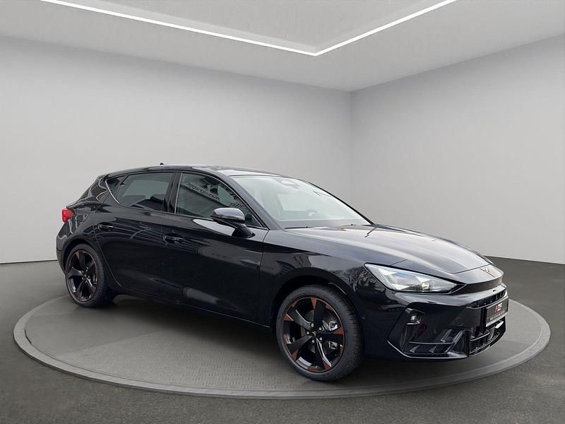Neu Cupra Leon 204 PS (150 kW) 2026 Midnight schwarz metallic Kombi