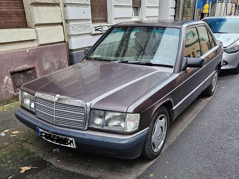 Gebraucht Mercedes 190 109 PS (80 kW) 1990 Limousine