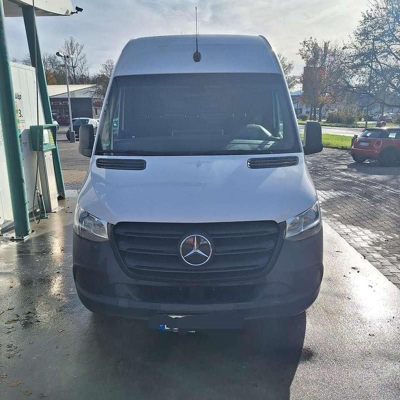 Weiß Gebraucht 2021 Mercedes E-Sprinter Van | 15.500 € - Bild 1/4