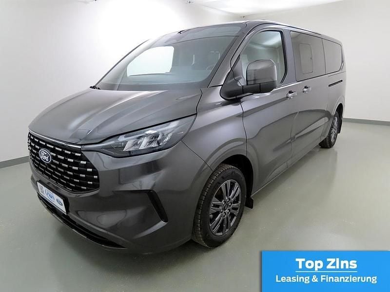 Gebraucht Ford Tourneo Custom Titanium 2025 Magneticgrau Van