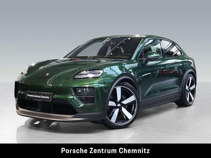 Neu Porsche Macan 4 Electric 300 kW (408 PS) 2025 Grün SUV