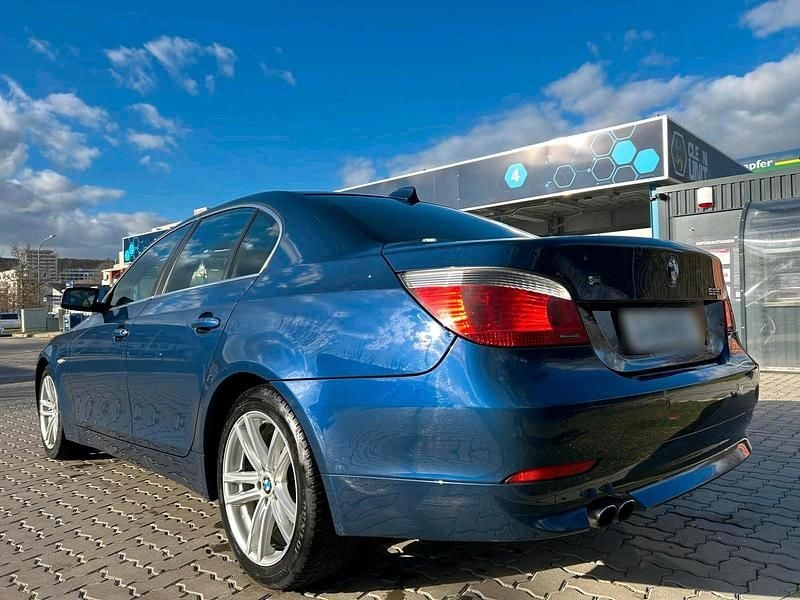 Gebraucht BMW 525 192 PS (141 kW) 2004 Blau Limousine