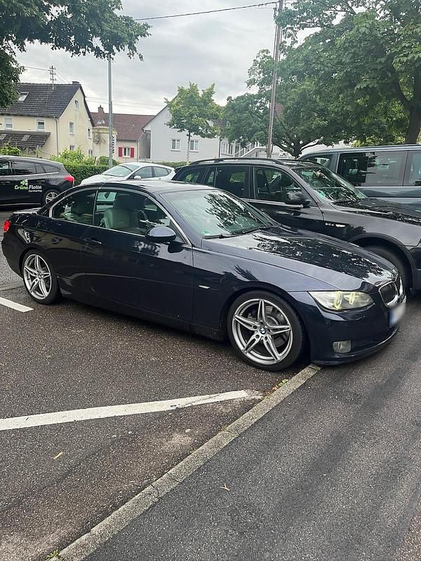 Gebraucht BMW 325 Cabriolet 218 PS (160 kW) 2007 Blau Cabrio