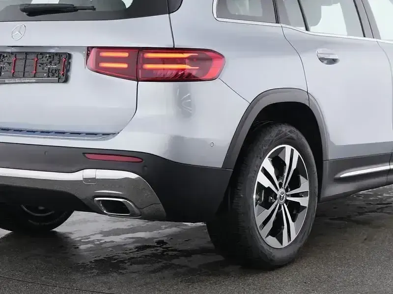 Gebraucht Mercedes GLB180 Progressive 136 PS (100 kW) 2025 Andere SUV