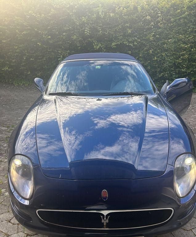 Blau Gebraucht 2002 Maserati 4200 Coupé | 19.000 € - Bild 1/4