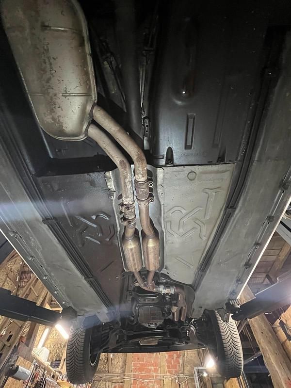 Usata Mercedes E220 150 CV (110 kW) 1993 Argento Station wagon