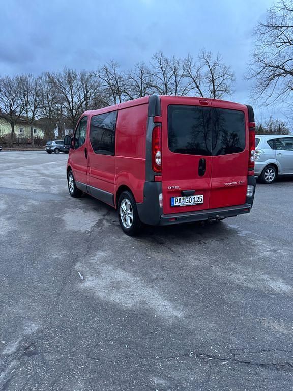Gebraucht Opel Vivaro 116 PS (85 kW) 2007 Rot Van / Kleinbus