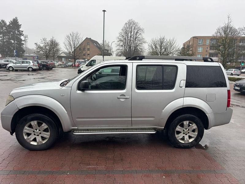 Gebraucht Nissan Pathfinder 174 PS (127 kW) 2005 Silber SUV