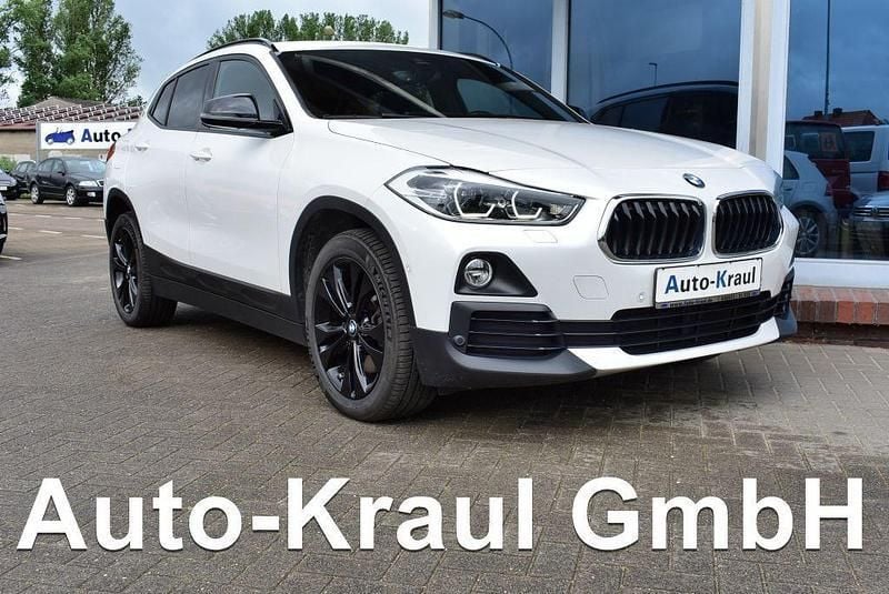 Mineralweiß metallic Gebraucht 2019 BMW X2 Advantage SUV | 25.949 € (Fairer Preis) - Bild 1/4