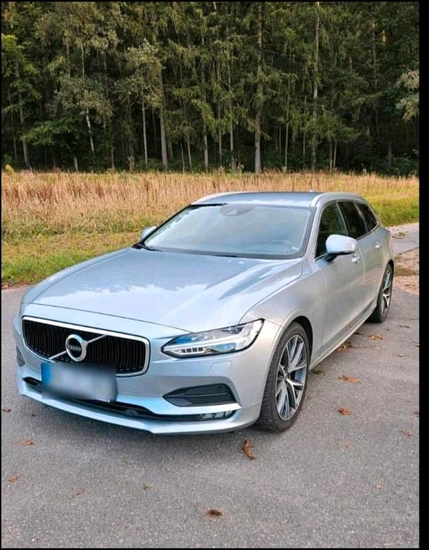 Grau Gebraucht 2019 Volvo V90 Kombi | 17.700 € (Guter Preis) - Bild 1/4