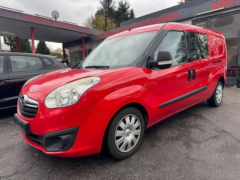Rot Gebraucht 2016 Opel Combo Van / Kleinbus | 3.700 € (Superpreis) - Bild 1/4