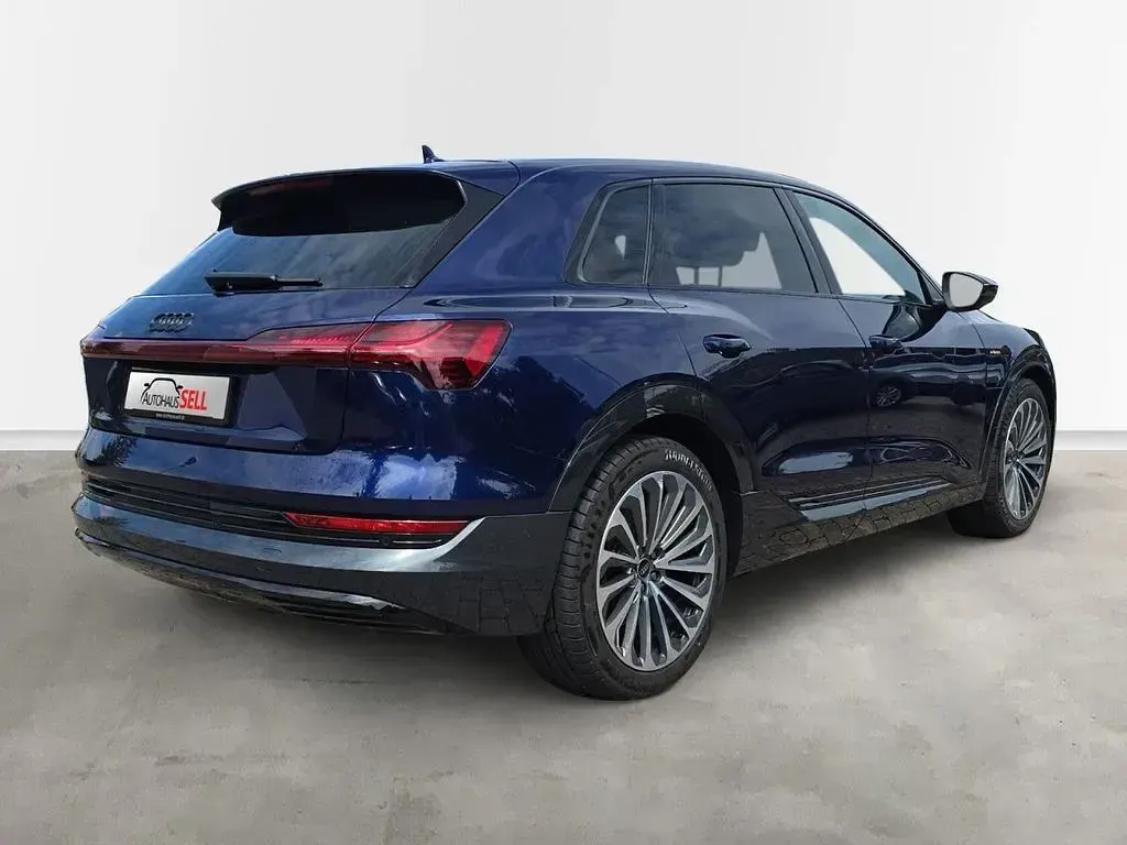 Gebraucht Audi e-tron Advanced Plus 300 kW (408 PS) 2022 Blau SUV