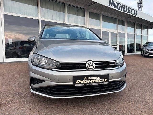 Gebraucht VW Golf Sportsvan Trendline 116 PS (85 kW) 2019 Silber Van / Kleinbus