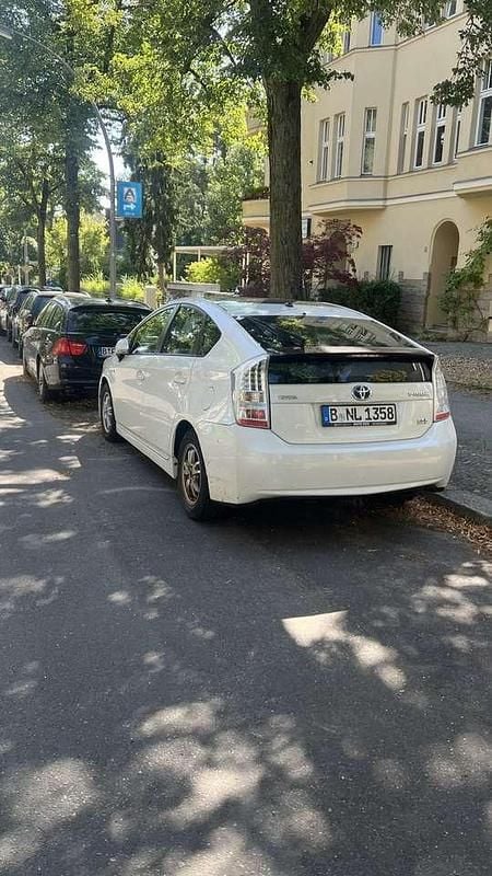 Weiß Gebraucht 2012 Toyota Prius Executive Kleinwagen | 8.500 € (Guter Preis) - Bild 1/4