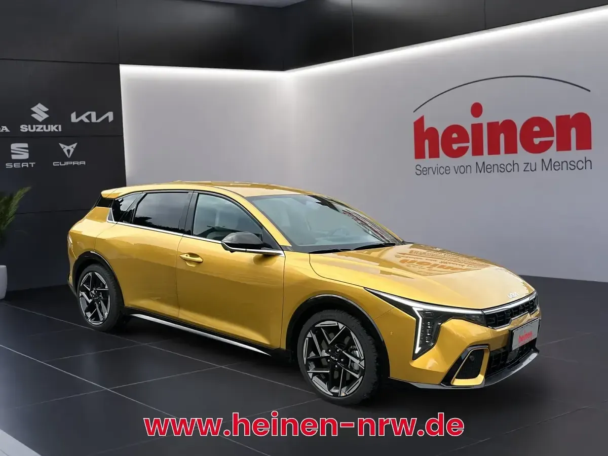 Gebraucht Kia K4 GT-Line 179 PS (131 kW) 2025 Gelb Limousine