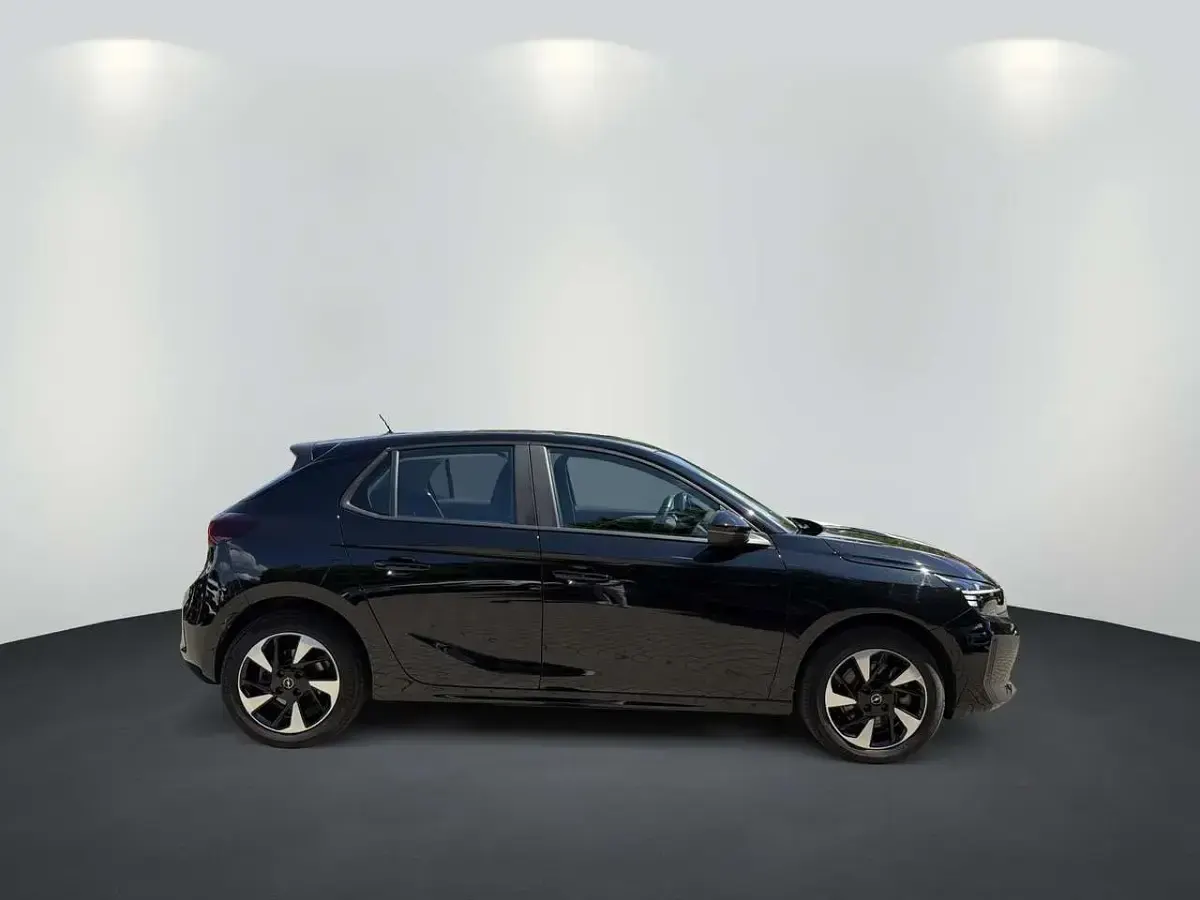 Gebraucht Opel Corsa-e Edition 100 kW (136 PS) 2023 Schwarz Kleinwagen