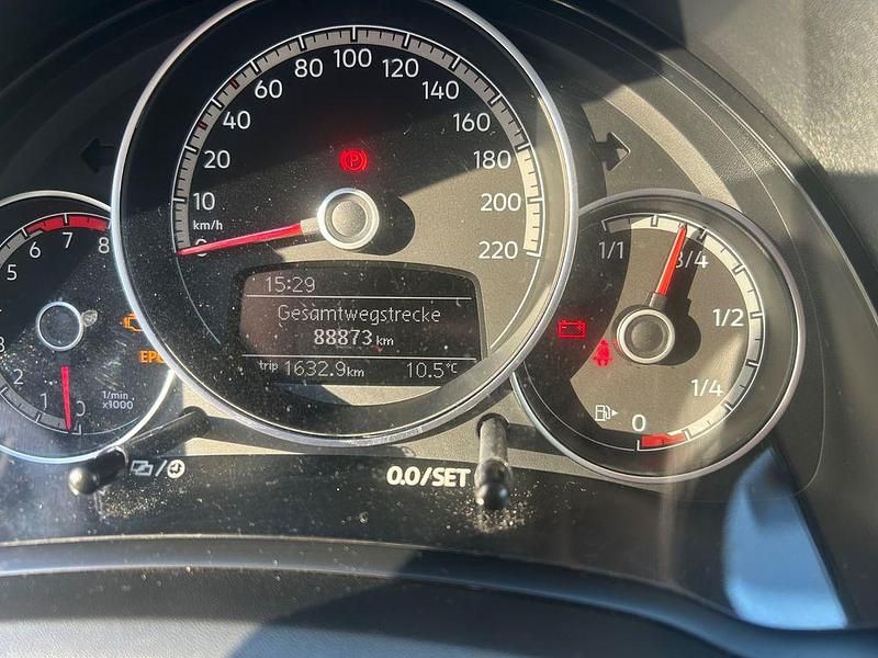 Gebraucht VW up! 60 PS (44 kW) 2017 Weiß Kleinwagen