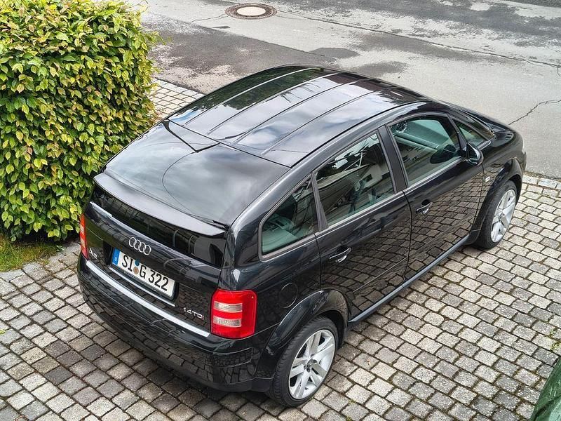 Schwarz Gebraucht 2004 Audi A2 Kleinwagen | 6.250 € (Fairer Preis) - Bild 1/4