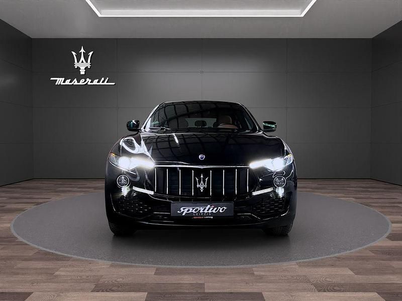 Gebraucht Maserati Levante 275 PS (202 kW) 2020 Schwarz SUV