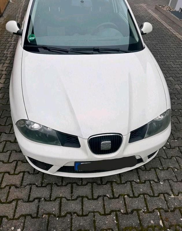 Weiß Gebraucht 2009 Seat Ibiza Limousine | 2.200 € (Superpreis) - Bild 1/4