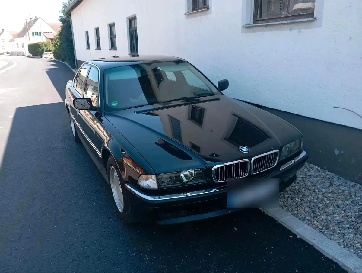 Gebraucht BMW 735 235 PS (172 kW) 1997 Schwarz Limousine
